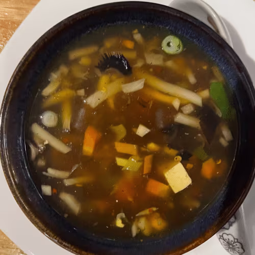 Hausgemachte Sichuan Suppe (vegan)