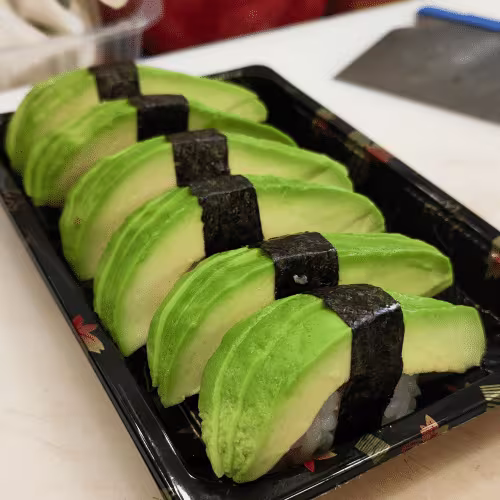 Avocado Nigiri (6 Stück)