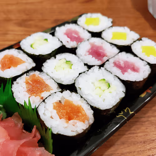 Gemischte Maki (12 Stück)