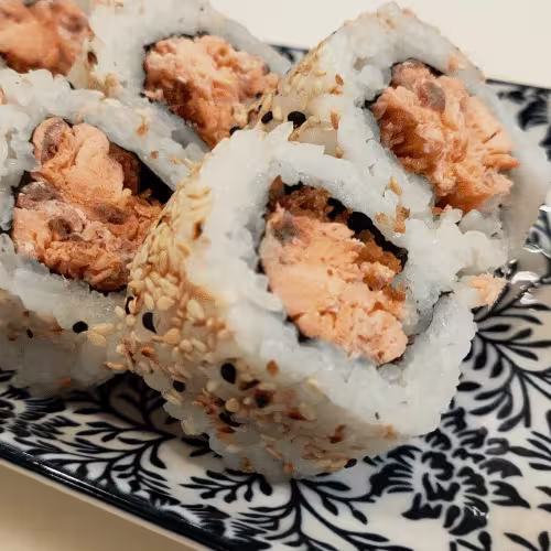 Crispy Salmon Roll