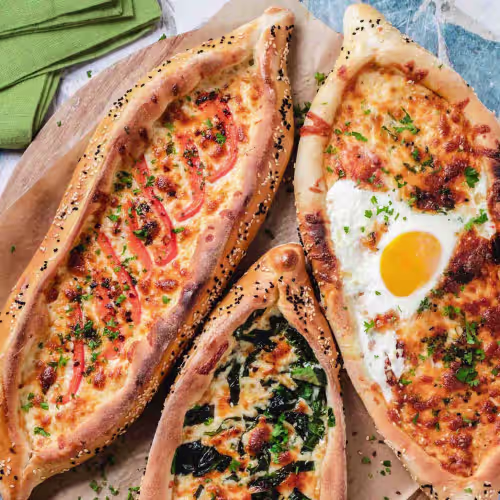 Pide mit Hackfleisch