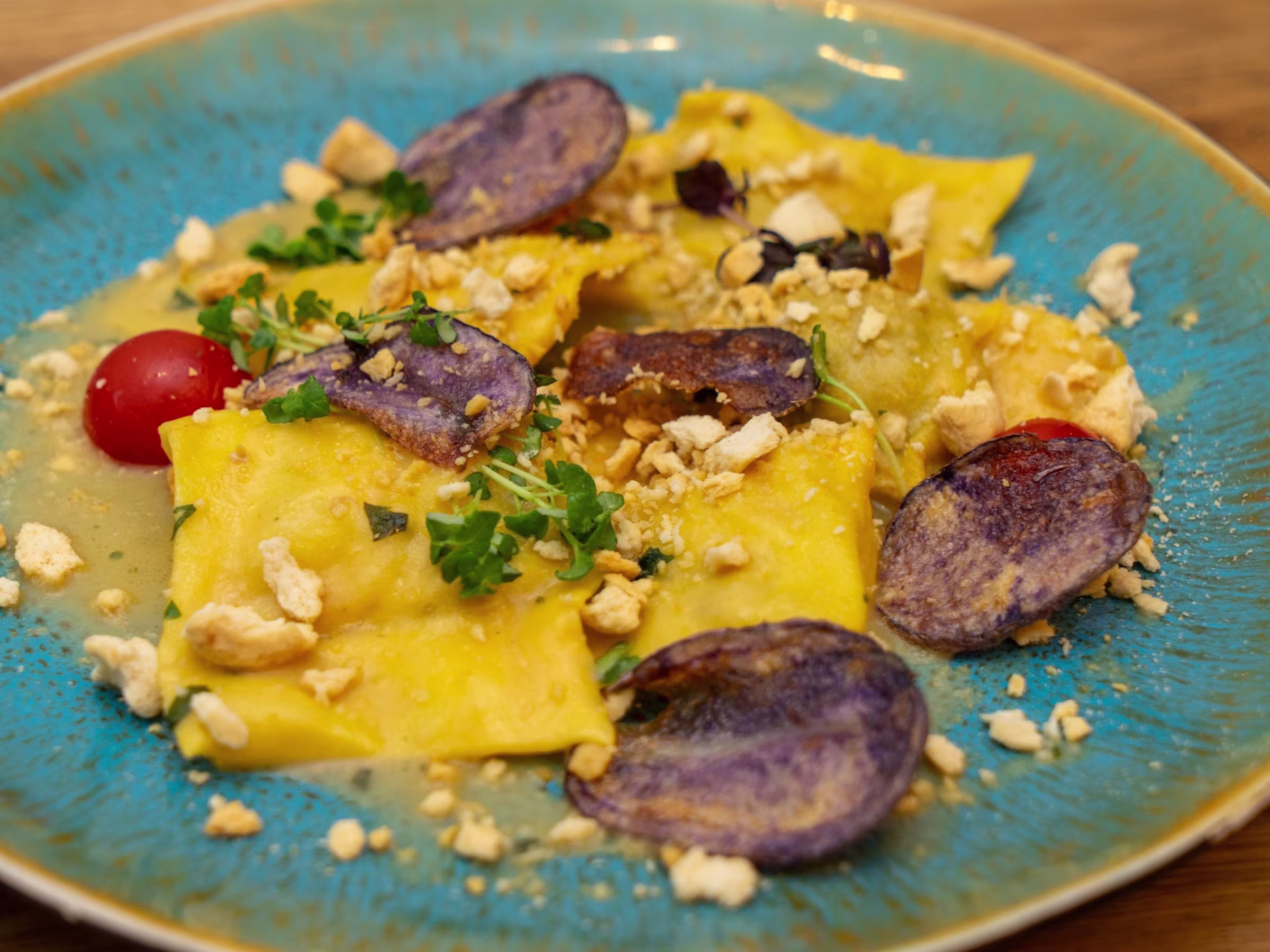 Ravioli ai Gamberi e Patate Viola