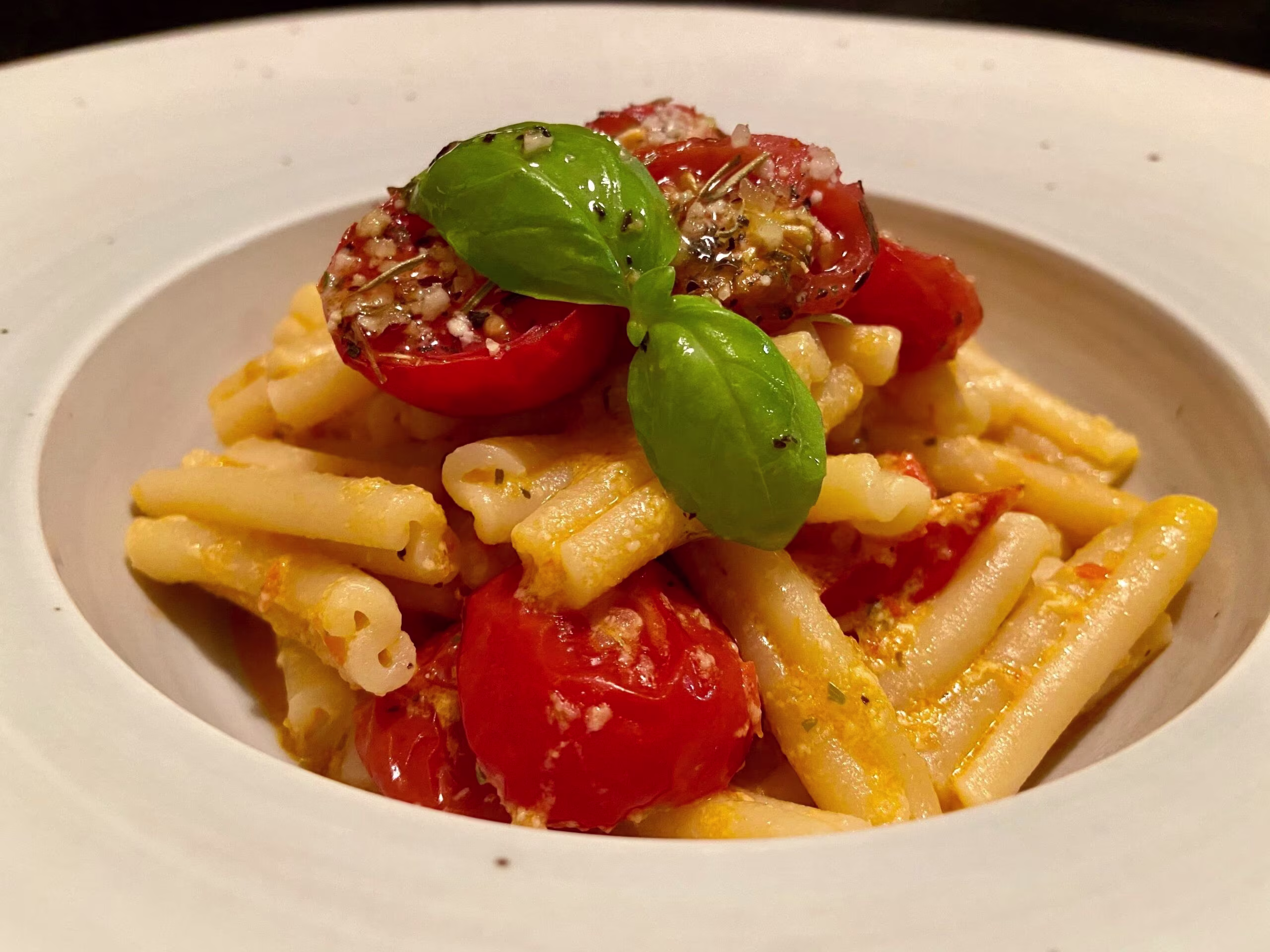 Casarecce Pomodoro e Basilico