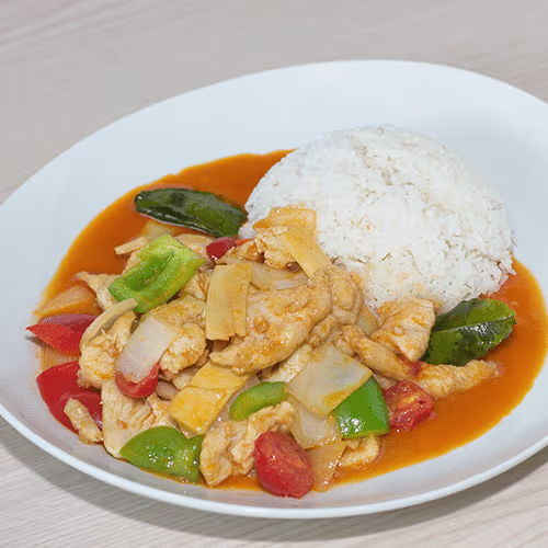 T6 - Rotes Curry mit Hühnerfleisch