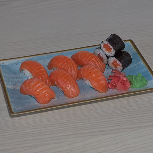 J6 - Lachs Sushi (klein)