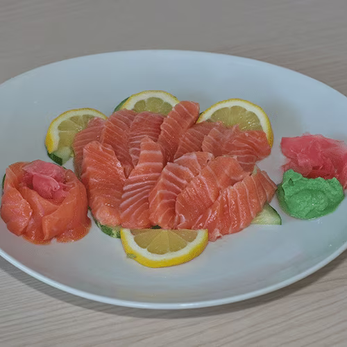 J46 - Lachs Sashimi (6 Stück)
