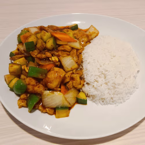 S2 - Gong Bao Hühnerfleisch