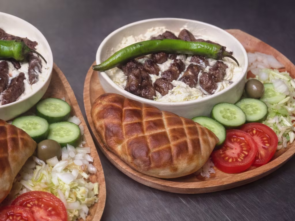 Cevapcici 10stk in Kajmak