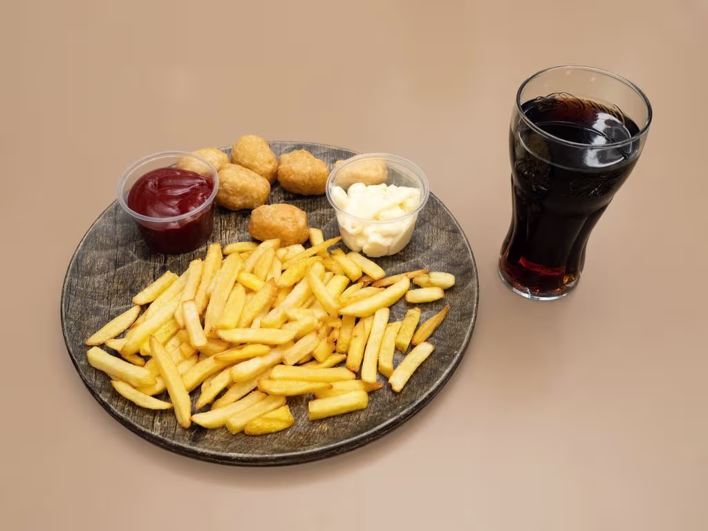 Chilli Cheese Nuggets Menü (6 Stück)
