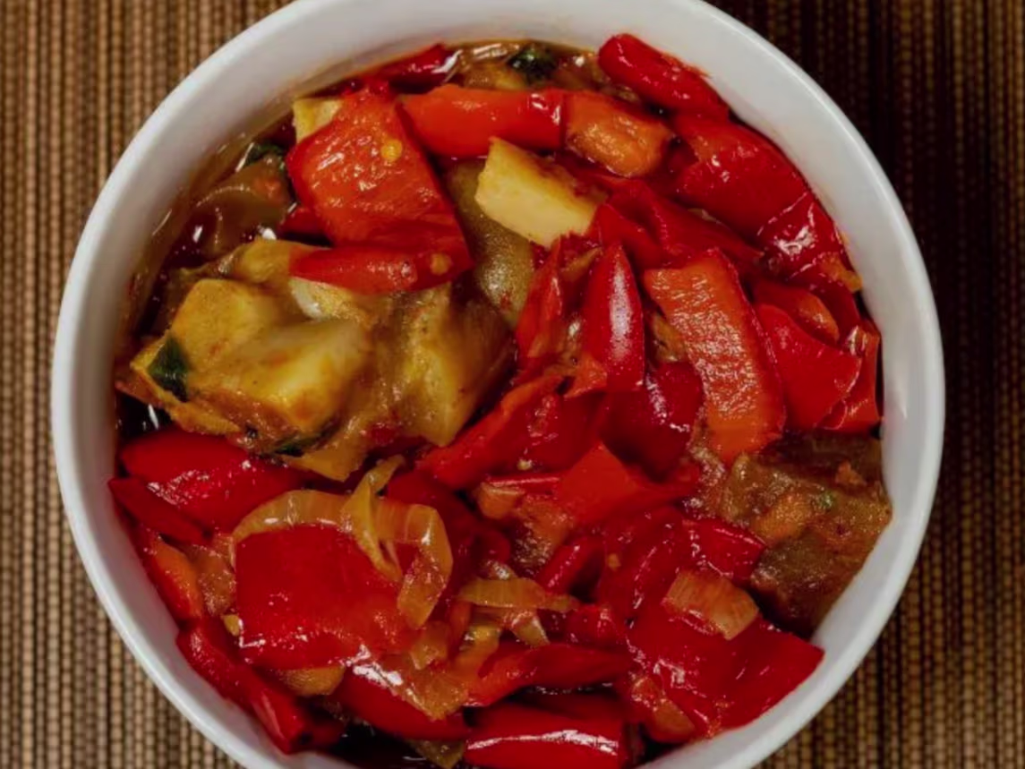 Tomato sauce stew