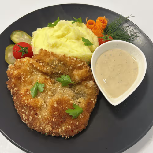 Pariser Schnitzel mit Beilagen