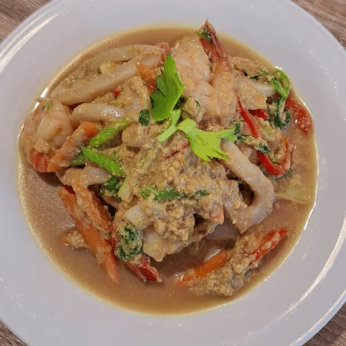 Gebratenes Fleisch Curry