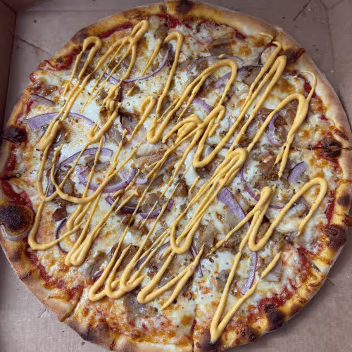 Pizza Kebap Chili Cheese Menü (scharf)