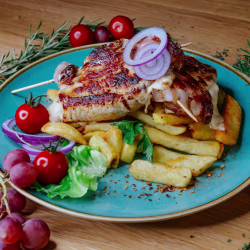 Gefülltes Schweinkarree (Punjena Vesalica)