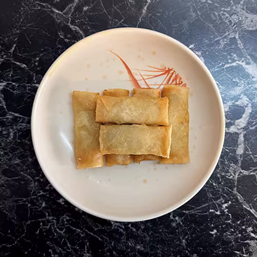 Mini-Frühlingsrollen (6 Stück)