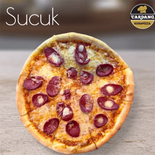 Familenpizza Sucuk