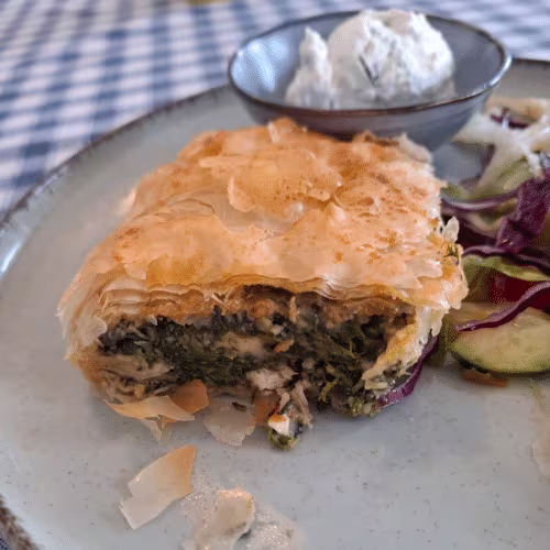 Spinat-Fetakäse im Blätterteig
