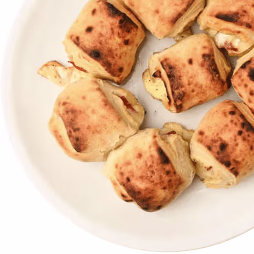 Pizzabrötchen mit Sucuk und Käse