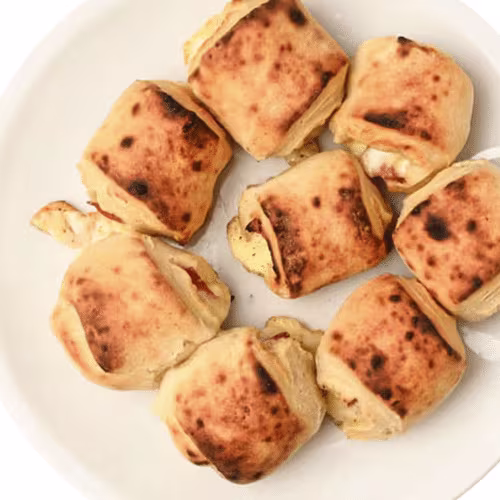 Pizzabrötchen mit Champignons und Käse
