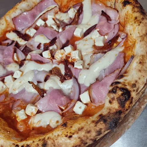 Balkanische Pizza