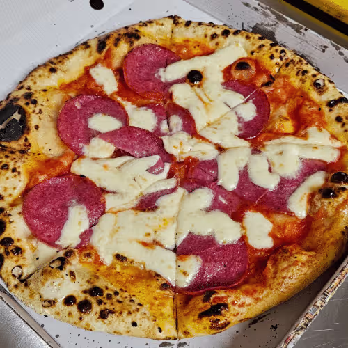 Pizza Salami Klassik