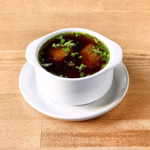 Rindssuppe mit Leberknödel