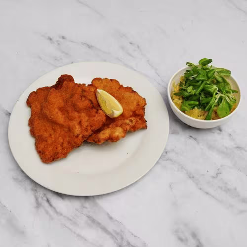Gebackenes Surschnitzel von der Karrerose