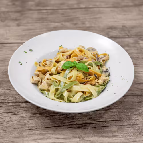 Pasta con Pollo