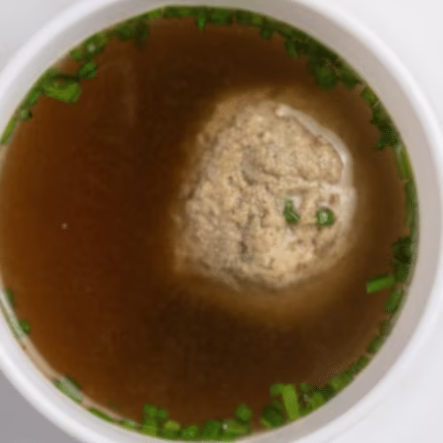 Leberknödelsuppe