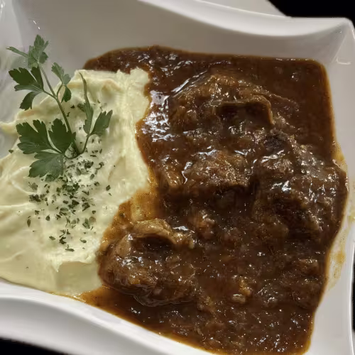 Gulasch auf Homolje Art
