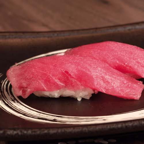 L4:  Thunfisch-Sushi (2stk.)