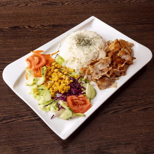 Teller Döner mit Reis und Salat