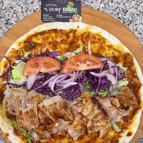 Lahmacun mit Dönerfleisch