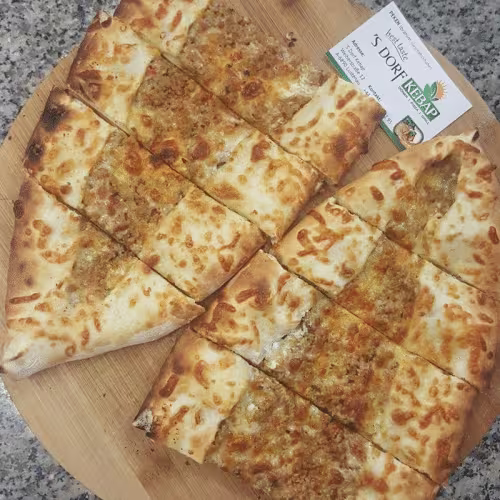 Pide mit Hackfleisch