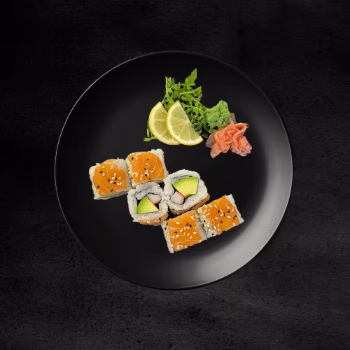 California Sake Maki (mittel, 12 Stück)