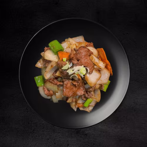 Rindfleisch mit Zwiebel