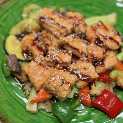 H7    Wok Lachsfilet mit Gemüse