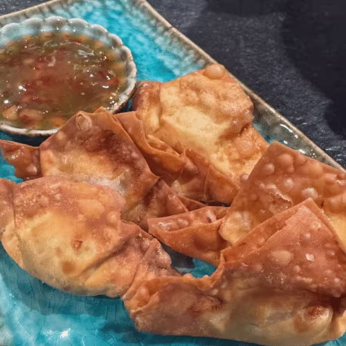 V6 Gebackene Wantan