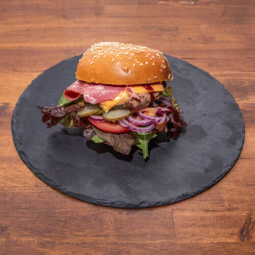 Chili Cheeseburger (Hot)