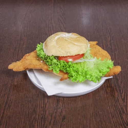 Hühner schnitzelsemmel mit gurkerl