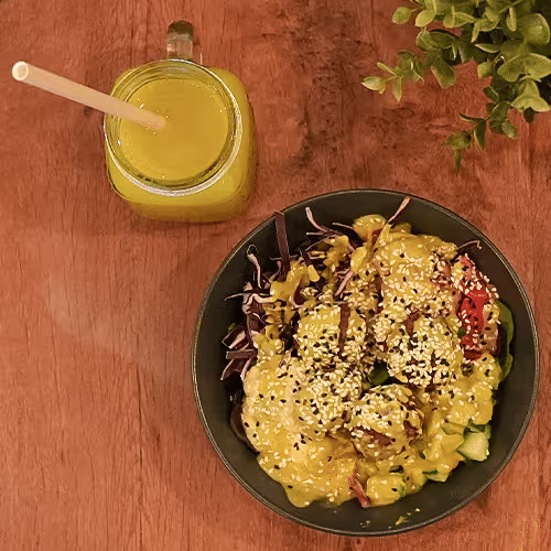 Menü Bowl und Hausgemachte Limonade