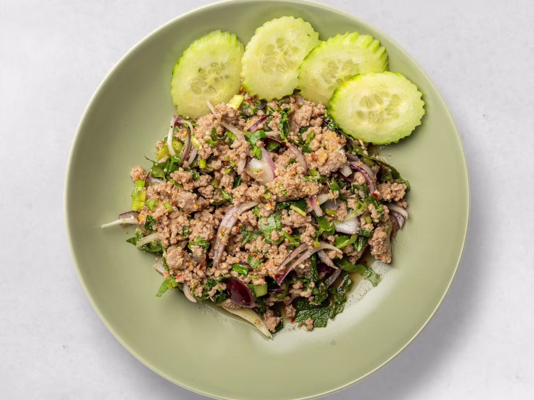 Larb - Thai Kräutersalat (groß)