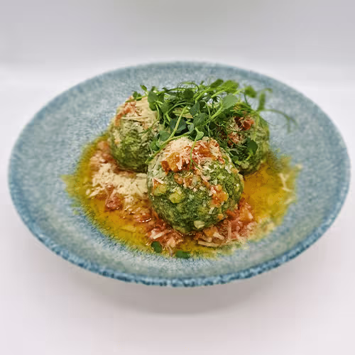 Flaumige Spinatknödel (3 Stück)