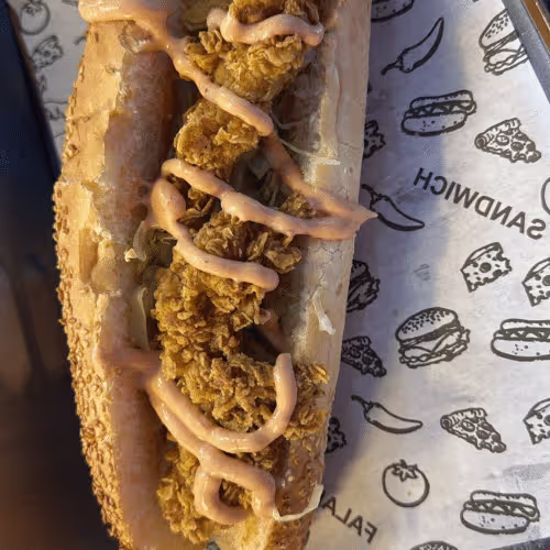 Zinger mit Cheddar-Sauce