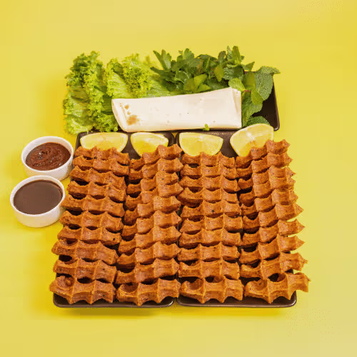 Familienportion Cigköfte 1kg (für 4-6 Personen)