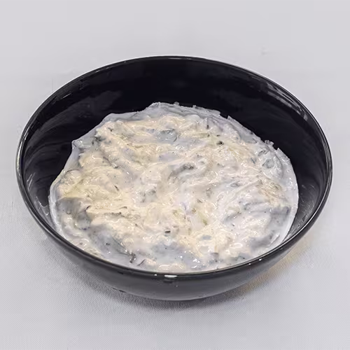 Sauerrahm-Gurkensalat