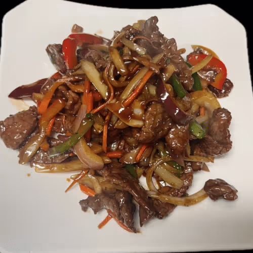 Rindfleisch mit Zwiebeln