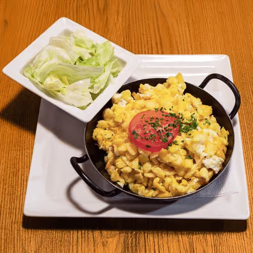 Eiernockerl mit grünem Salat