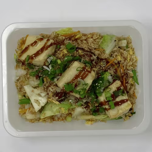Gebratener Reis mit Seiden-Tofu und Pak Choi