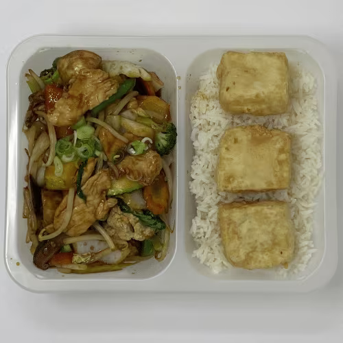 Hühnerfleisch aus dem Wok